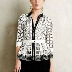 BEGUILE Byron Lars Women’s 12 Lace Jacket White Black Zip